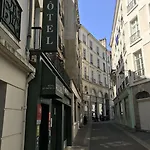 Saint-patrick Hotel