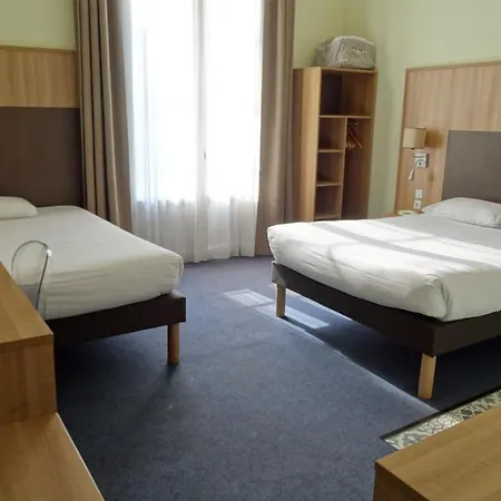 Saint-patrick Coeur De Hotel