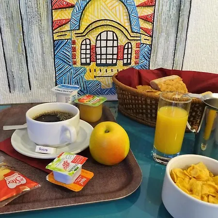 Hotel Saint-patrick Coeur De *