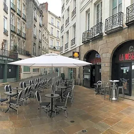 Hotel Saint-patrick Cœur De *