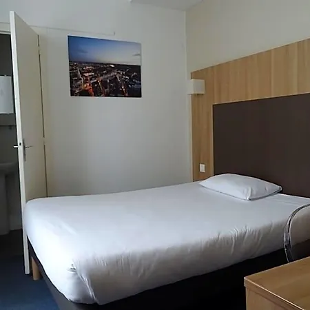 Hotel Saint-patrick Cœur De *