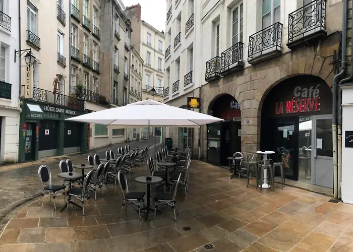 Saint-patrick Coeur De 호텔 *