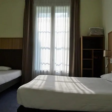 Hotel Saint-patrick *